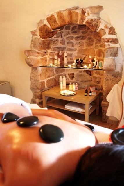 Masseria Quis Ut Deus Crispiano ภายนอก รูปภาพ
